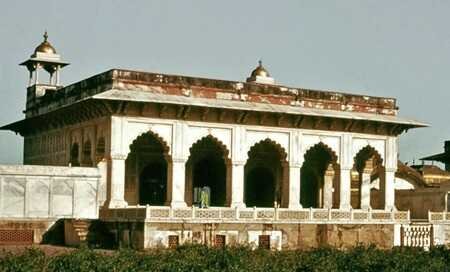 शाहजहाँ कालीन स्थापत्य शाहजहाँ कालीन स्थापत्य - www.bharatkaitihas.com