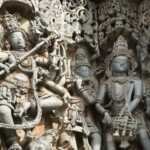 मूर्ति-निर्माण के लिए शिला परीक्षण मूर्ति-निर्माण के लिए शिला परीक्षण - www.bharatkaitihas.com